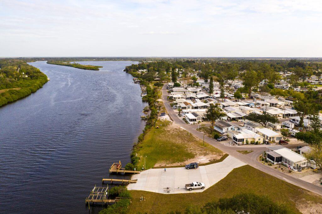 Aerial shot of River Vista RV Park &amp; Resort and the river