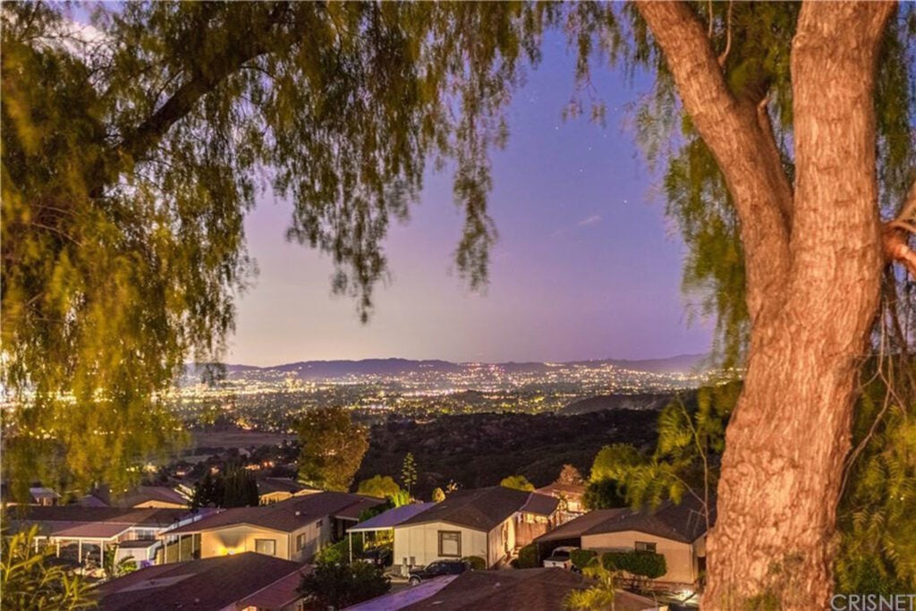 view of valley with homes