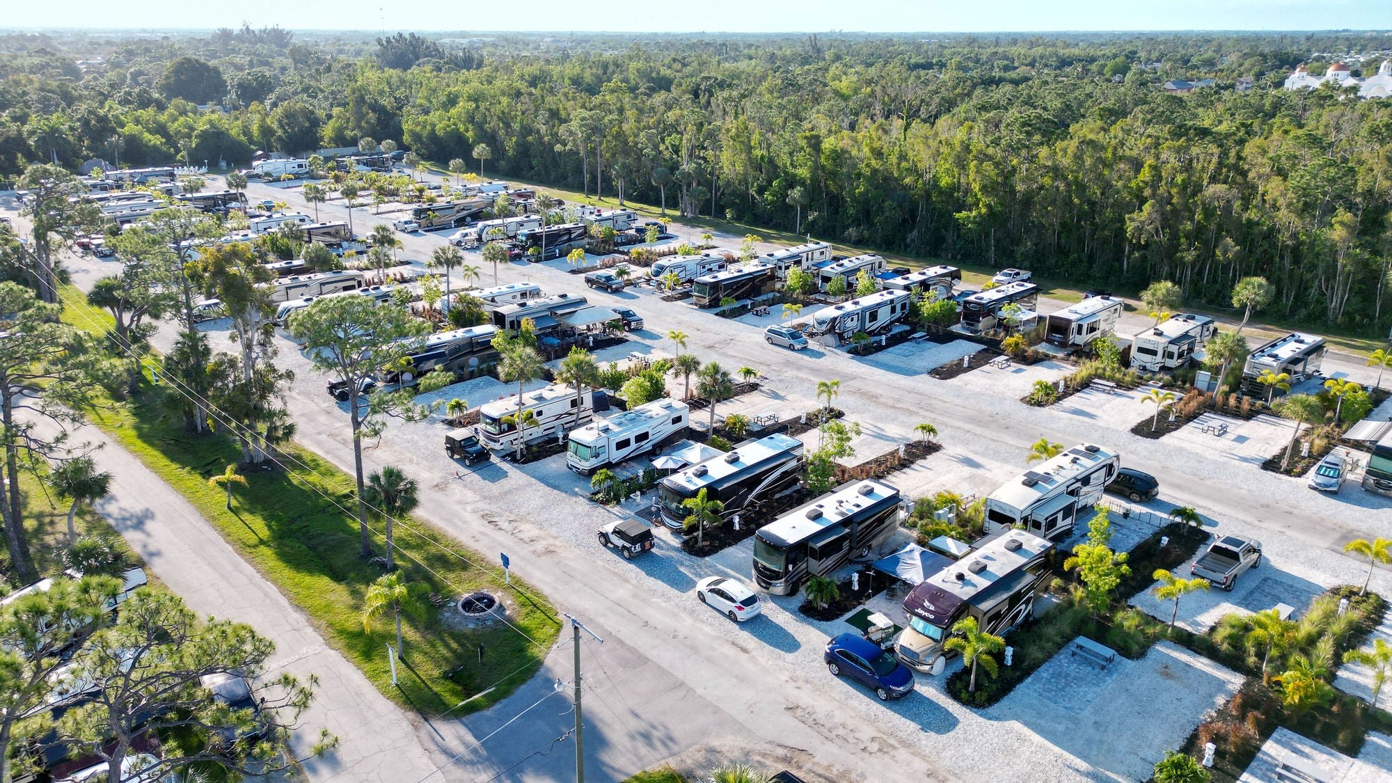 Blueway RV Park | Family Friendly Fort Myers RV Resort