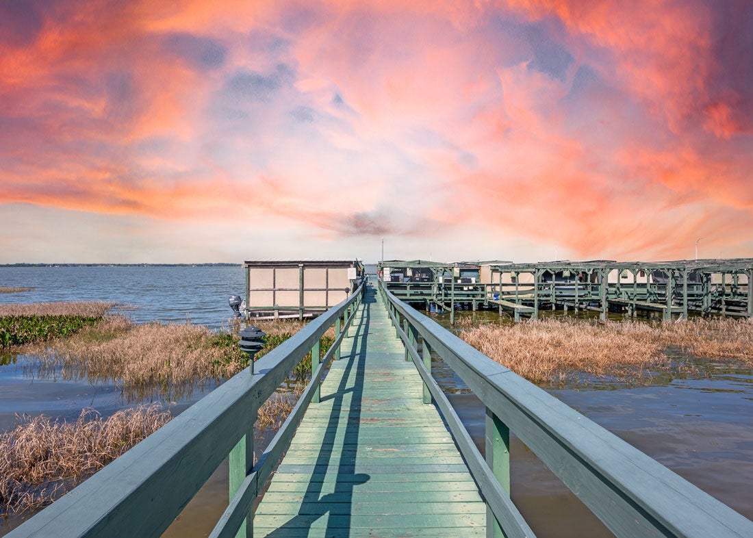 Boat Dock at Lake Griffin Harbor