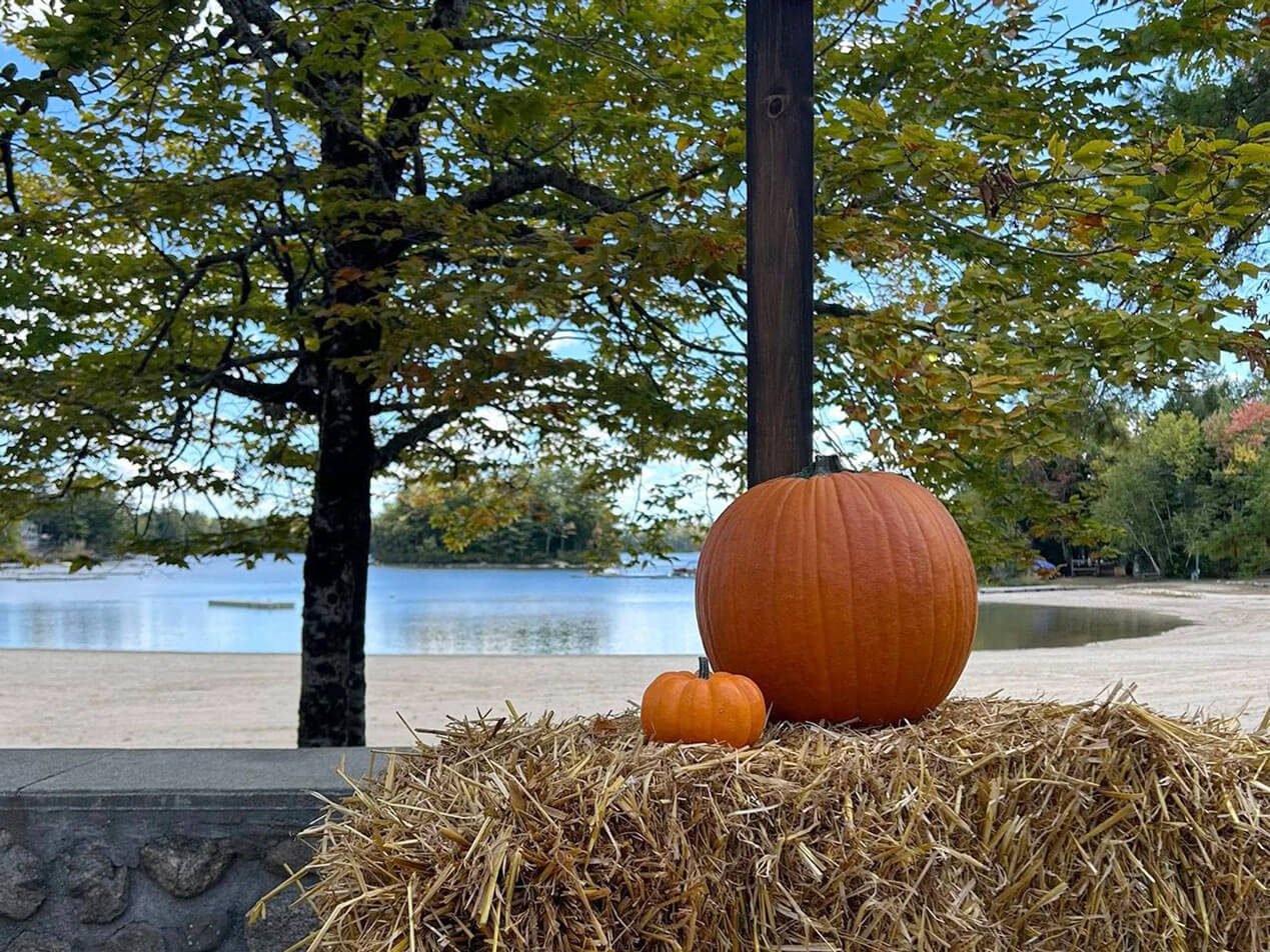 Pumpkins_Point_Sebago_Lake