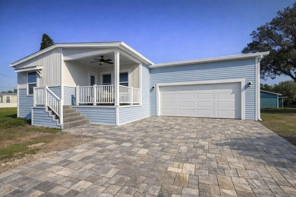 611 Colfield Circle, Sarasota, Florida in Camelot Lakes Village.