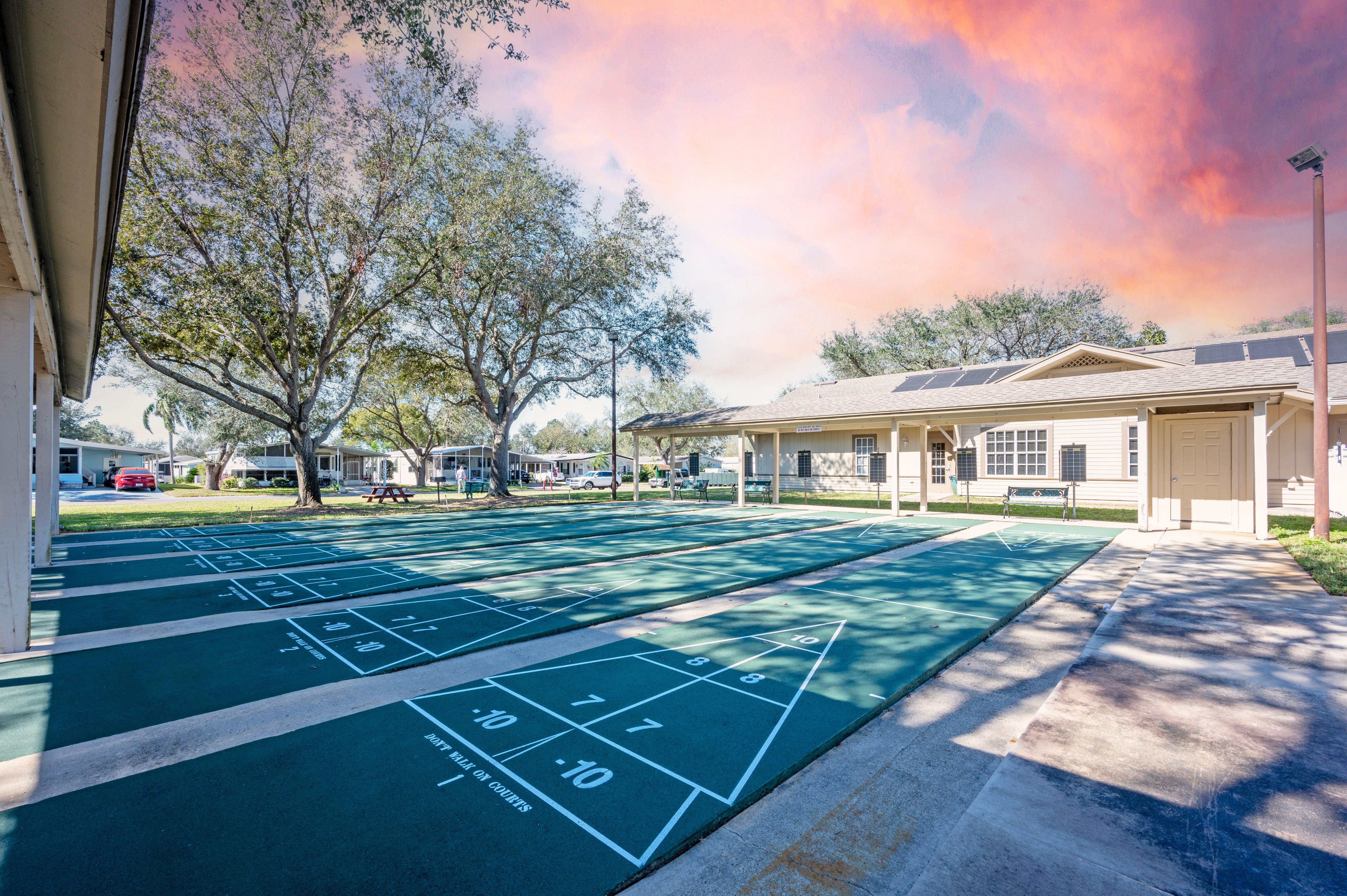 Strawberry Ridge Village Shuffleboard Courts