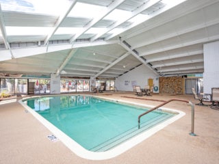 Strawberry Ridge Village Inside Pool