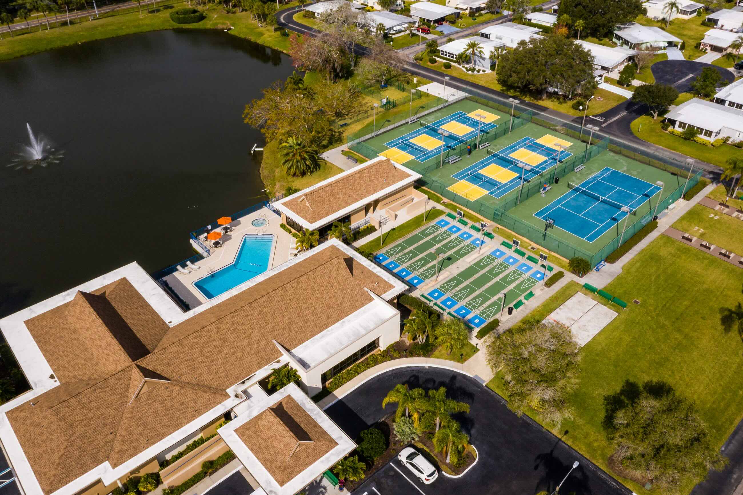 Camelot Lakes drone shot of amenities