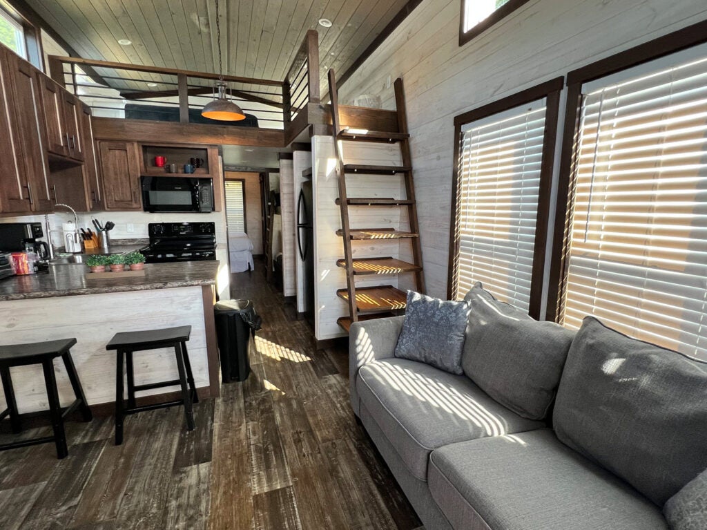 Cabin Rentals at CreekFire