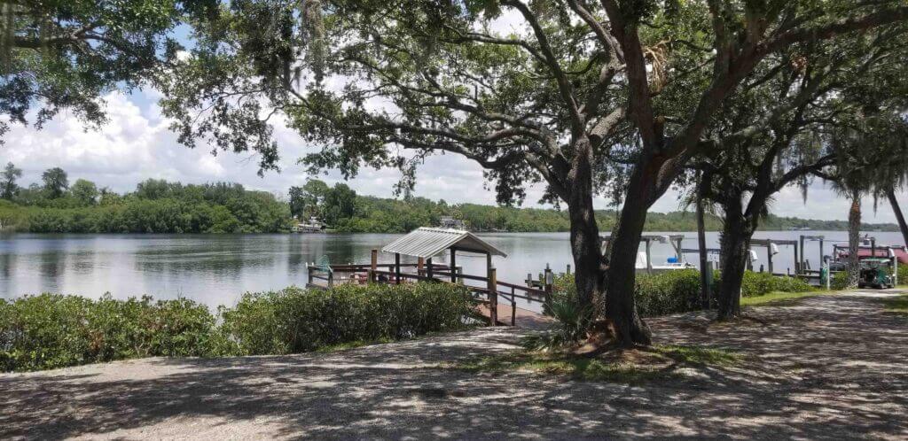 River Vista RV - dock and trees