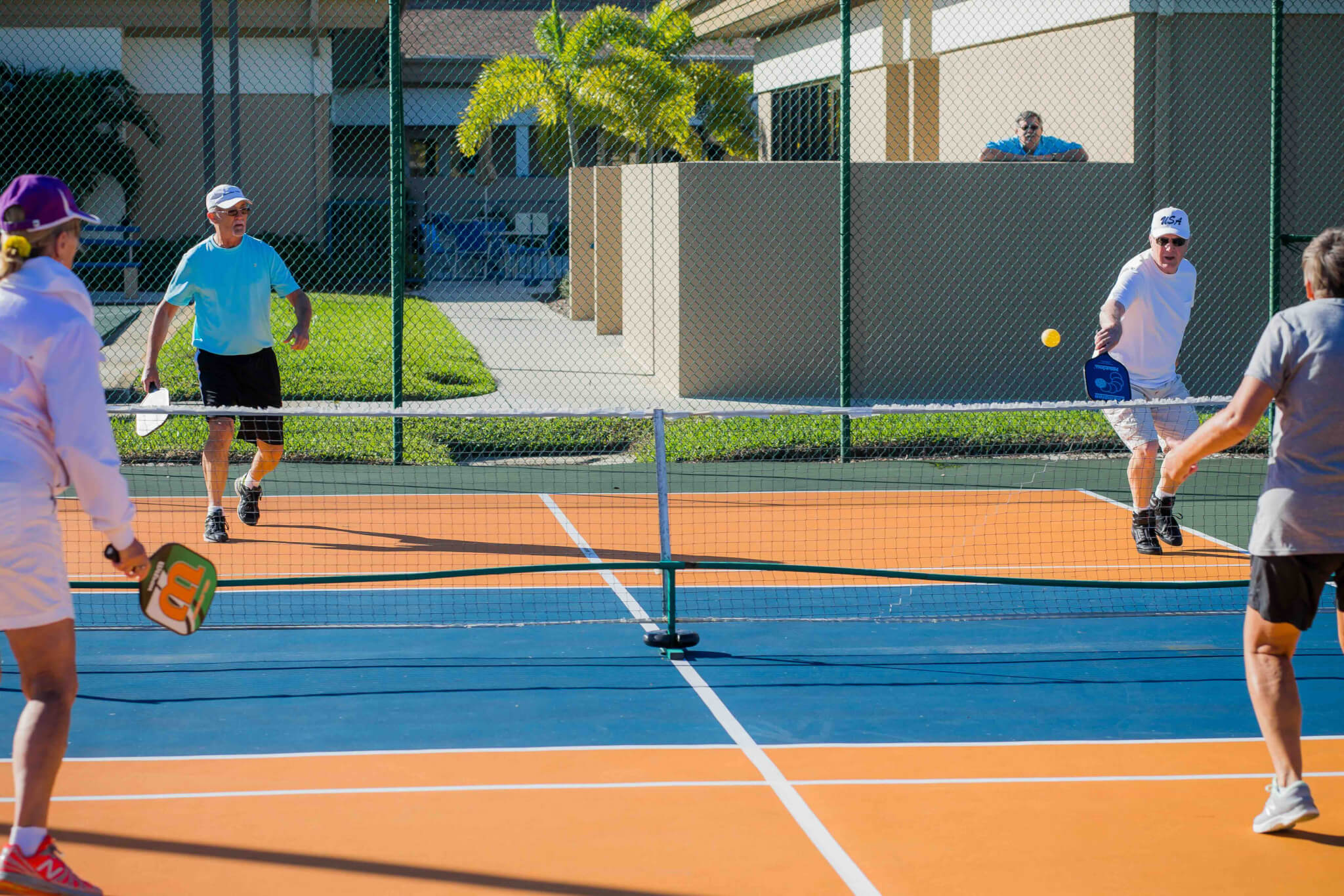 Camelot Lakes Village - pickleball