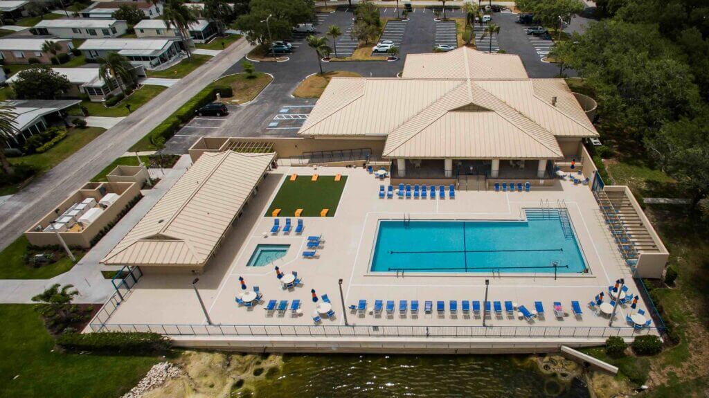 Camelot Lakes Village - pool shot