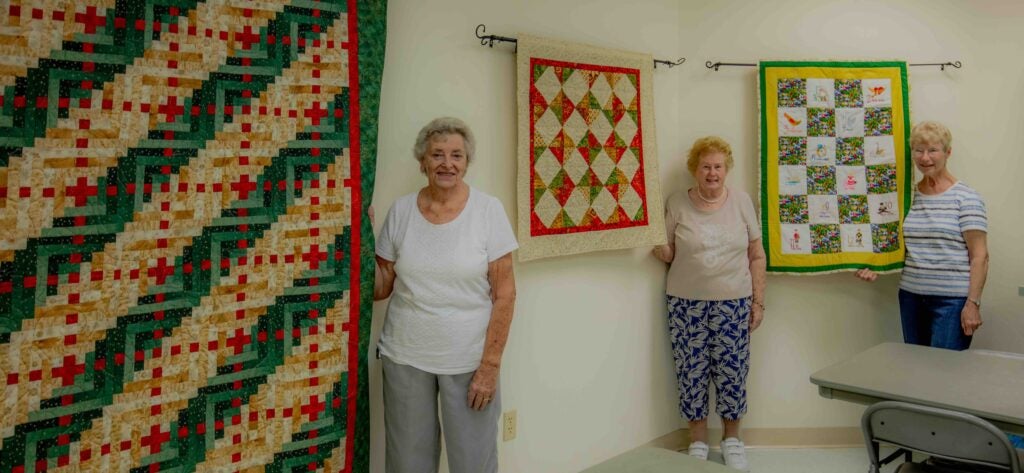 Cypress Lakes Village - Quilting club