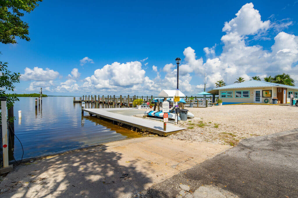 Boat ramp and marina store at Chokoloskee RV Park in Florida