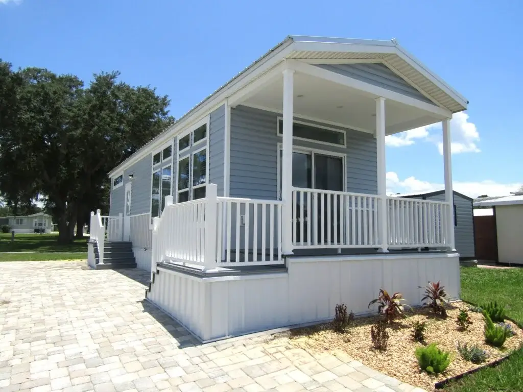 Vacation home in Leesburg, Florida at Holiday RV Park.