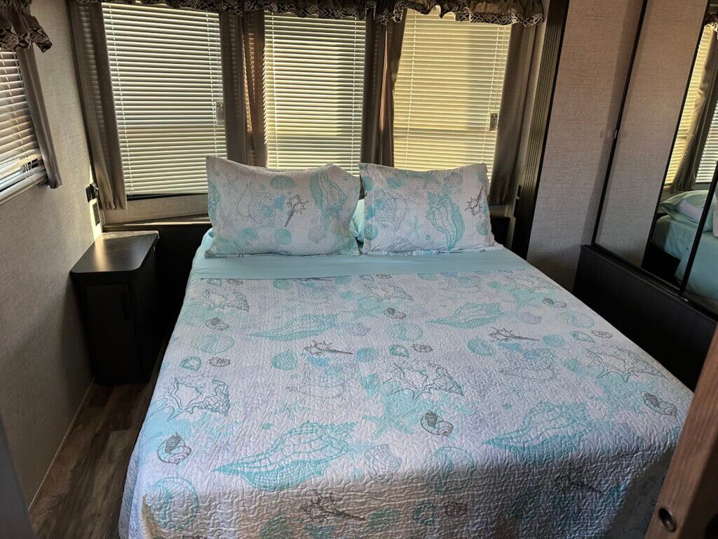 Premier Travel Trailer Big Pine Key Inside View Bed