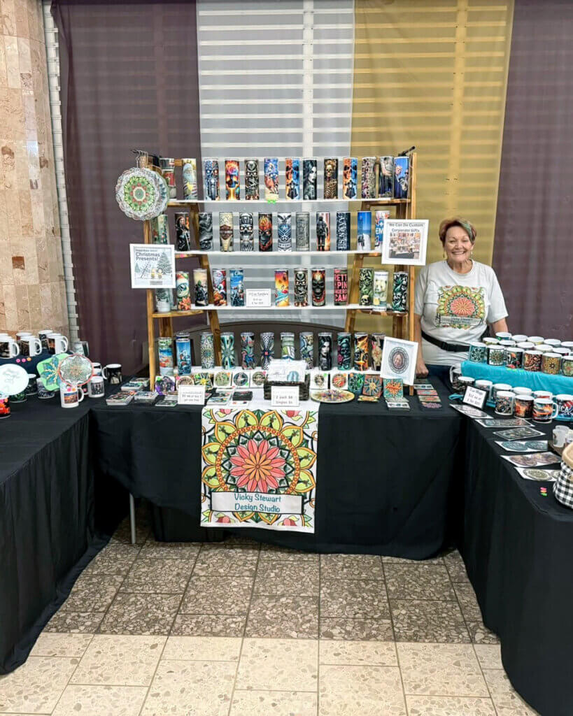 Guest at the craft fair at 55+ Holiday RV Park in Leesburg, Florida.