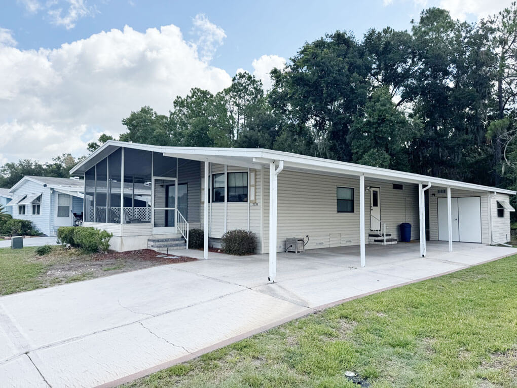 red-cedar-drive-auction-home 2039 Red Cedar Drive in Lakeland, Florida at Cypress Lakes Village.