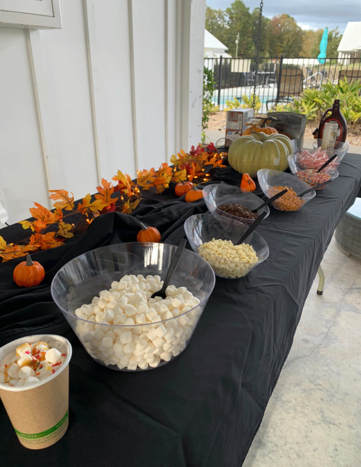 hot cocoa bar with toppings