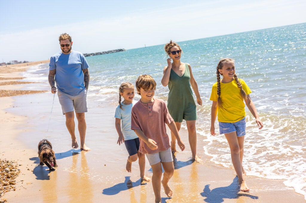 Seal Bay - Family on Beach