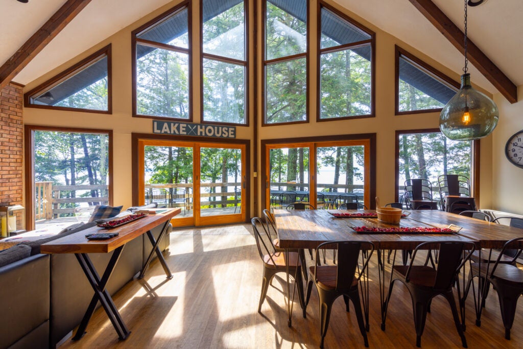 Island Lodge living room and view