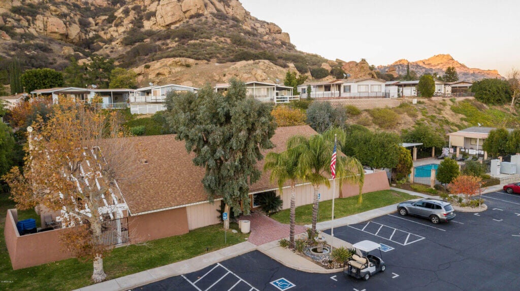 Front exterior view of clubhouse at Mountain View