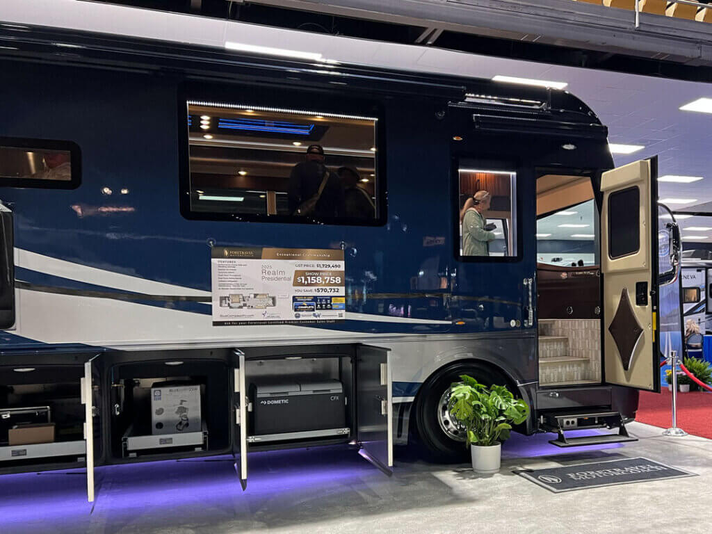 Foretravel_Motorcoach_presidential A Foretravel Motorcoach at the 2025 Florida RV SuperShow in Tampa