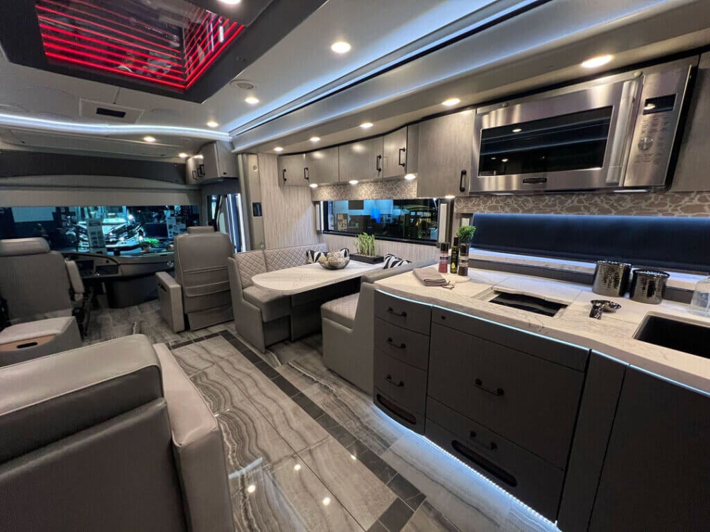Foretravel_motorcoach_2 Inside a Foretravel Motorcoach at the 2025 Florida RV SuperShow in Tampa