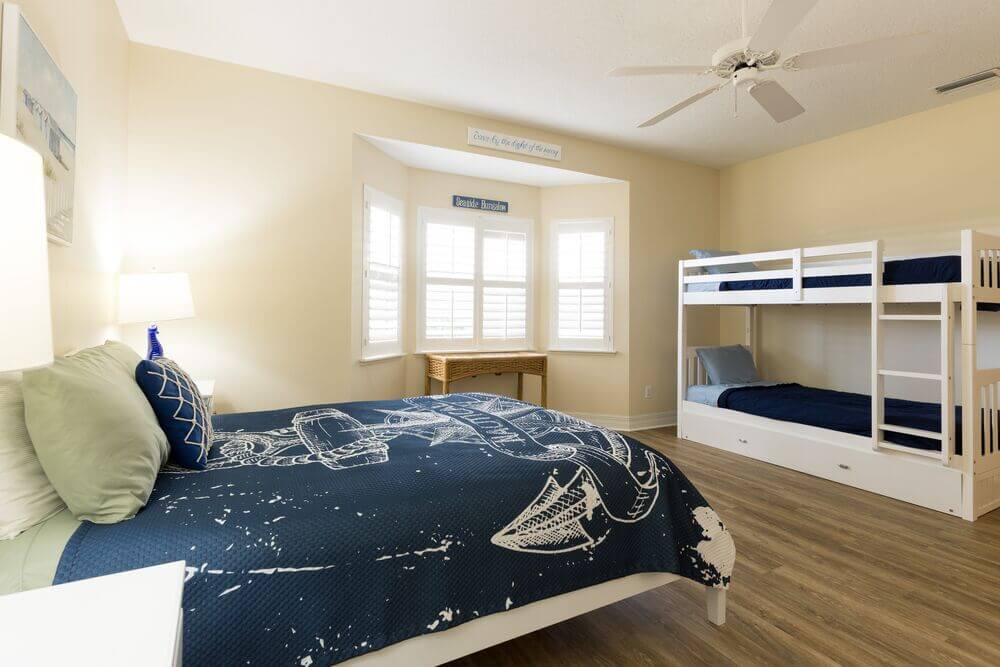 Bedroom in the Holiday Vacation Home rental in Leesburg, Florida.