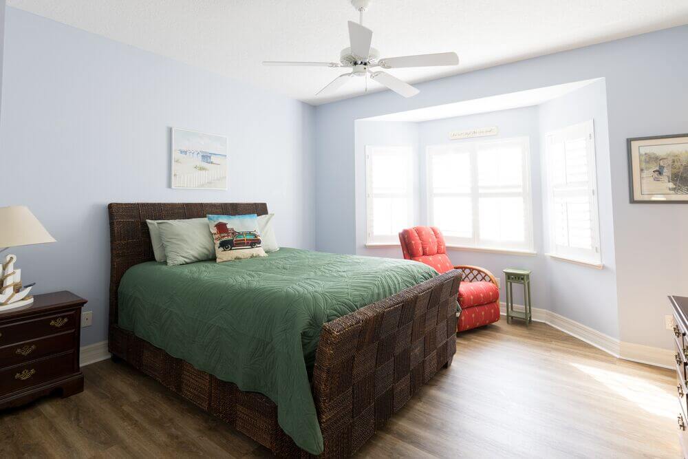 Bedroom in the Holiday Vacation Home rental in Leesburg, Florida.