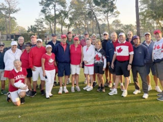 Canadian_Golfers_Rolling_Greens_Village