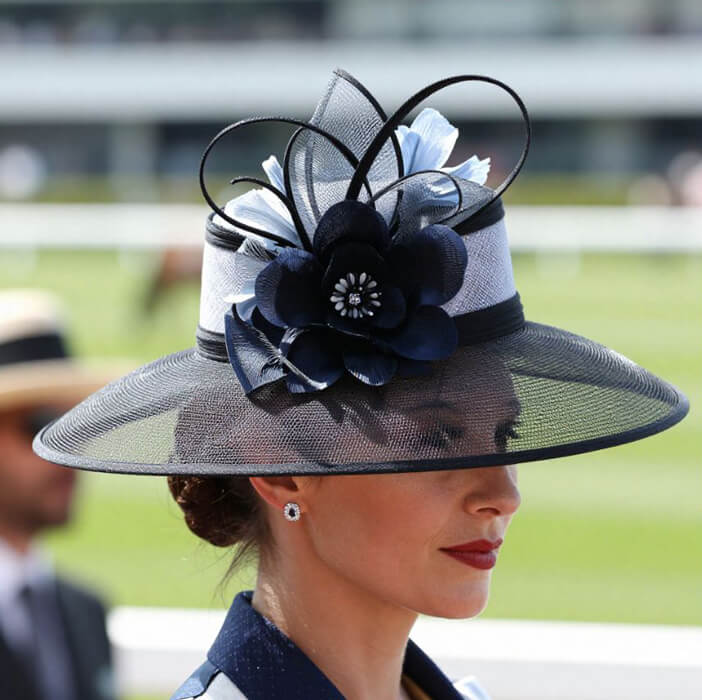 Woman wearing a Kentucky Derby style hat