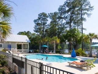 A shot of the pool in Lake Jasper RV Park in Hardeeville, South Carolina