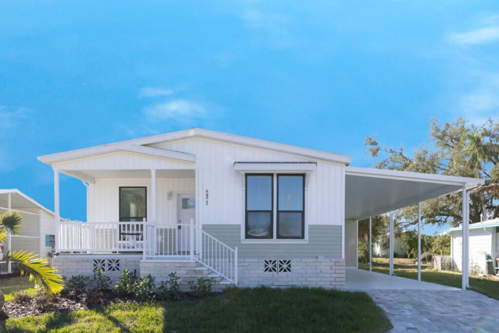 Sarasota_Manufactured_Home_FL Manufactured home for sale in Sarasota, Florida at Camelot Lakes Village.