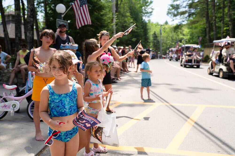 july-4th-parade-point-sebago-15