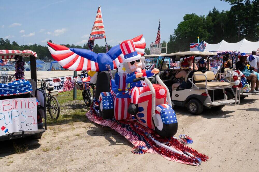 july-4th-parade-point-sebago-17