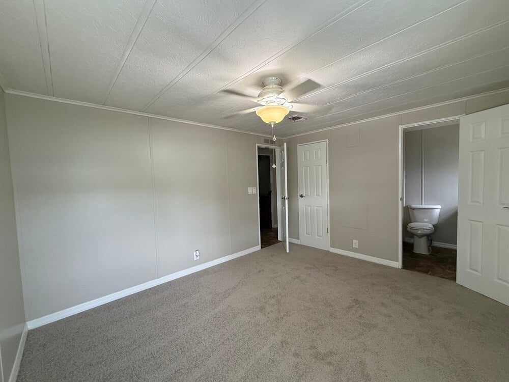 1005B W Gleneagles Rd