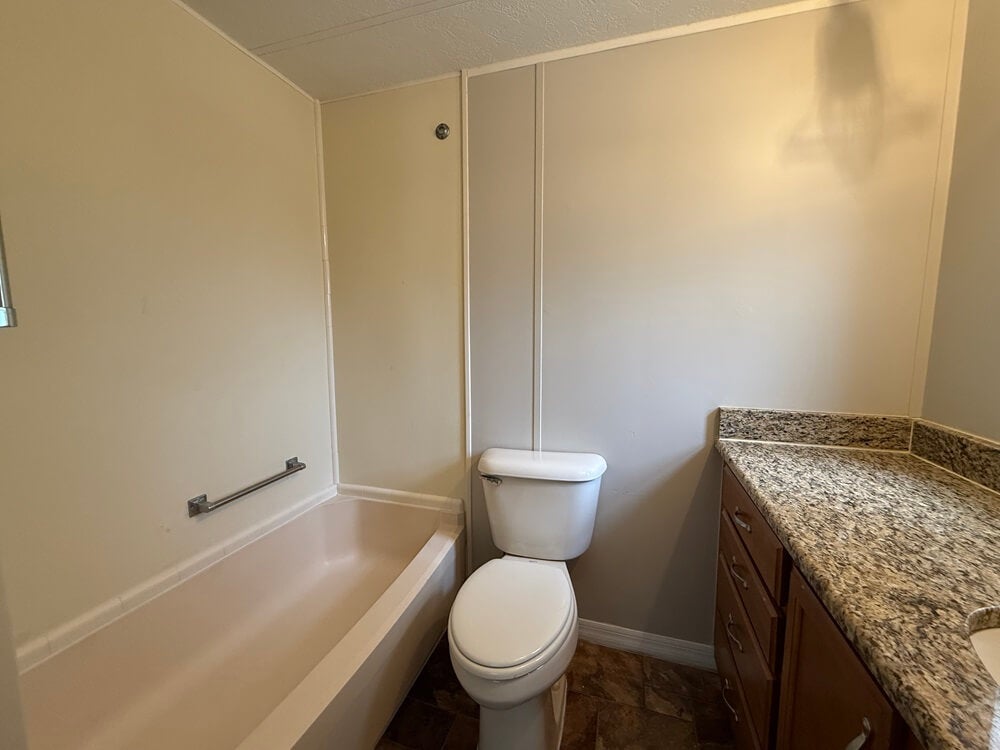 1005B W Gleneagles Rd