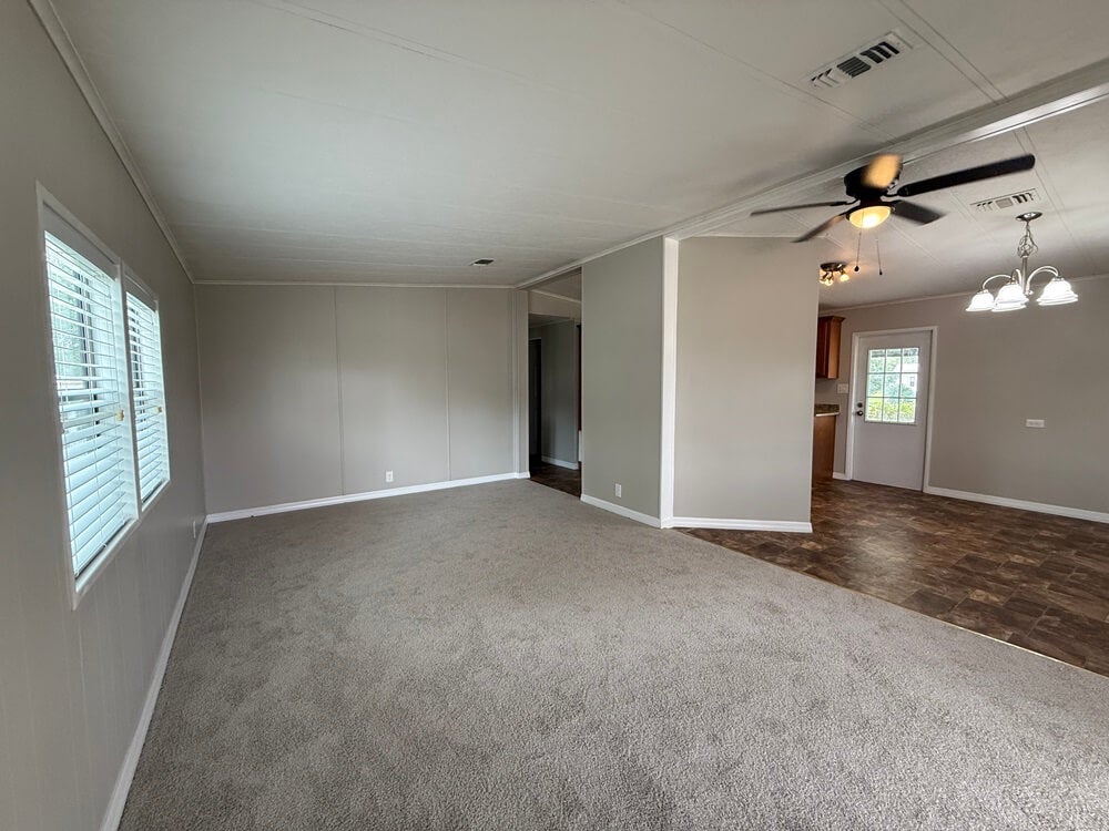 1005B W Gleneagles Rd