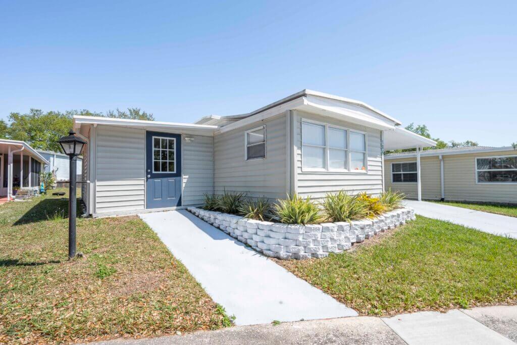 104 Coral Crest Dr