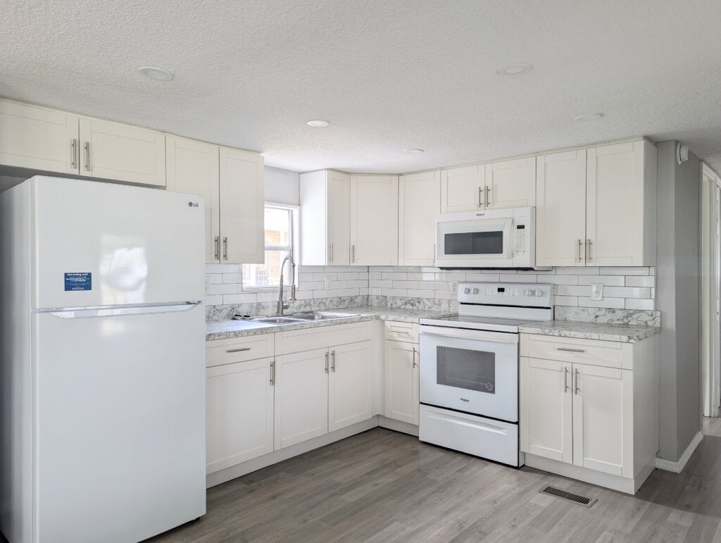 104 Coral Crest Dr