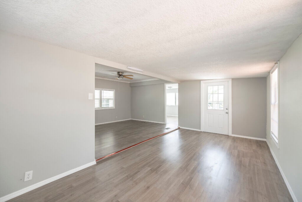 104 Coral Crest Dr