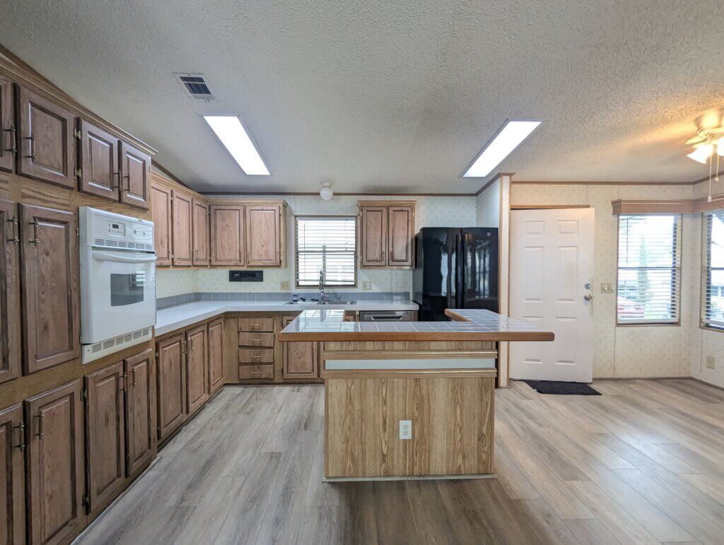 104 Strawberry Junction Ln