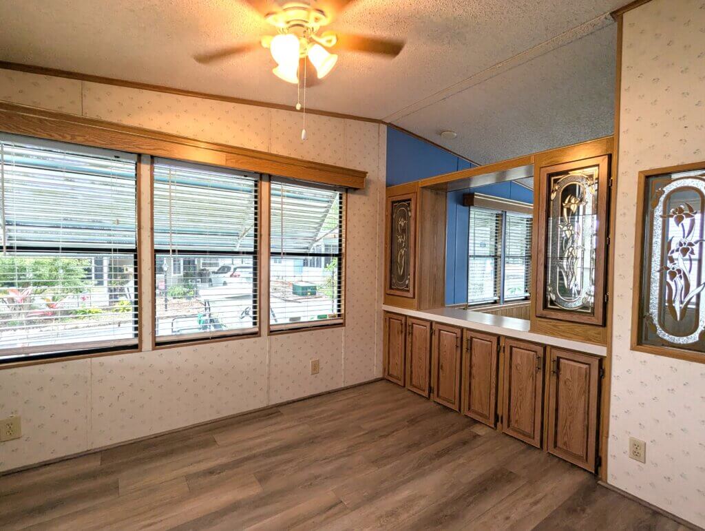 104 Strawberry Junction Ln