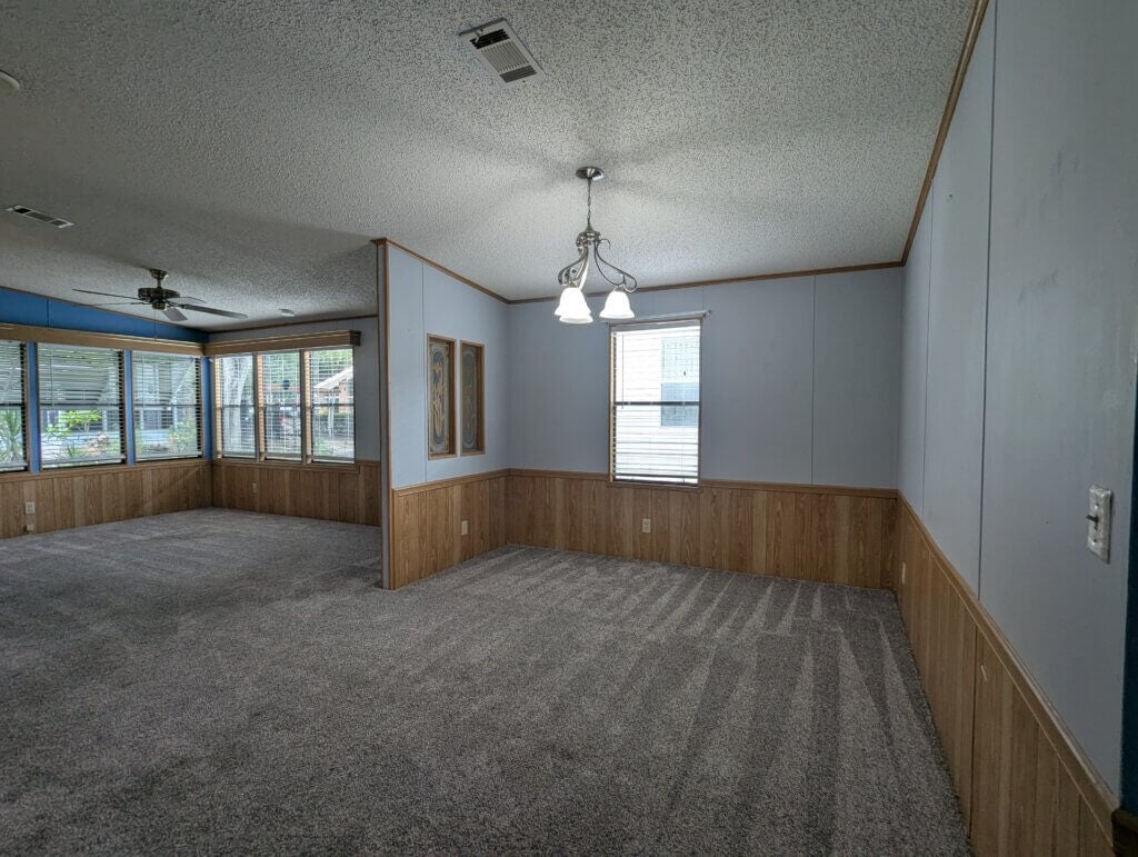 104 Strawberry Junction Ln