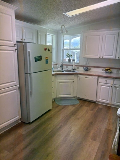 1050 Barons Court