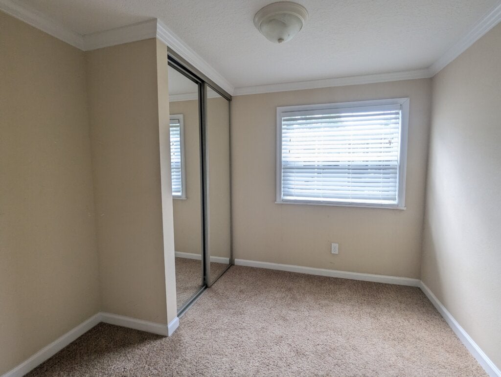 106 Coral Crest Dr