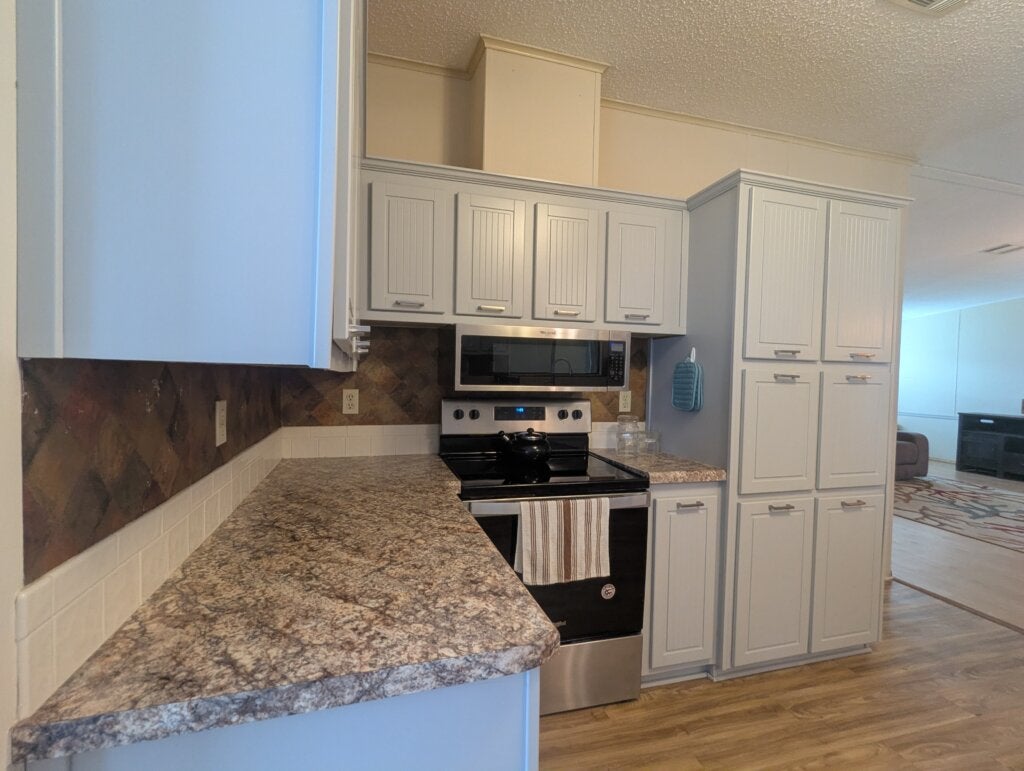 108 Sky Ridge Dr