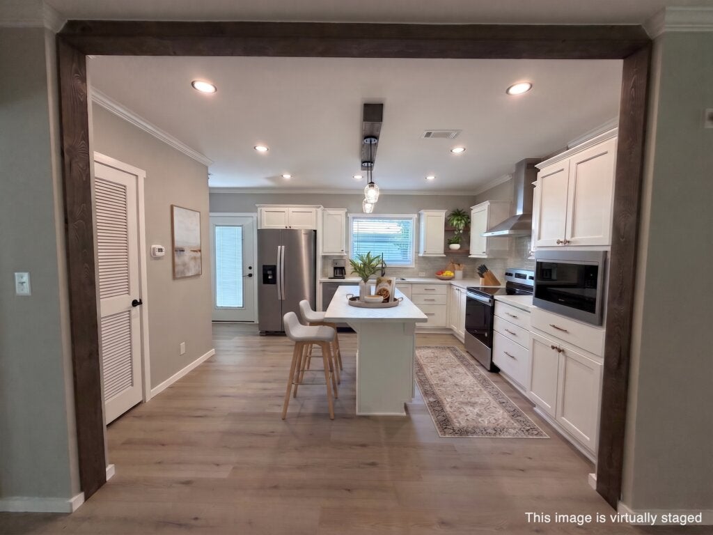 1101 C West Gleneagles Rd