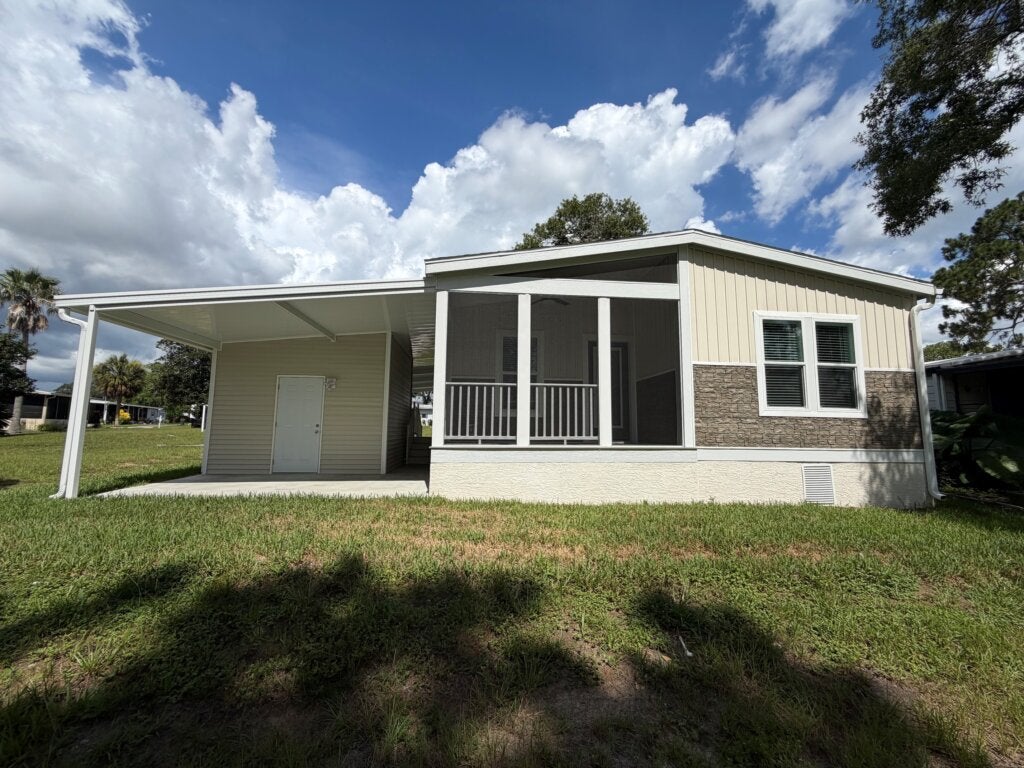 1101 C West Gleneagles Rd