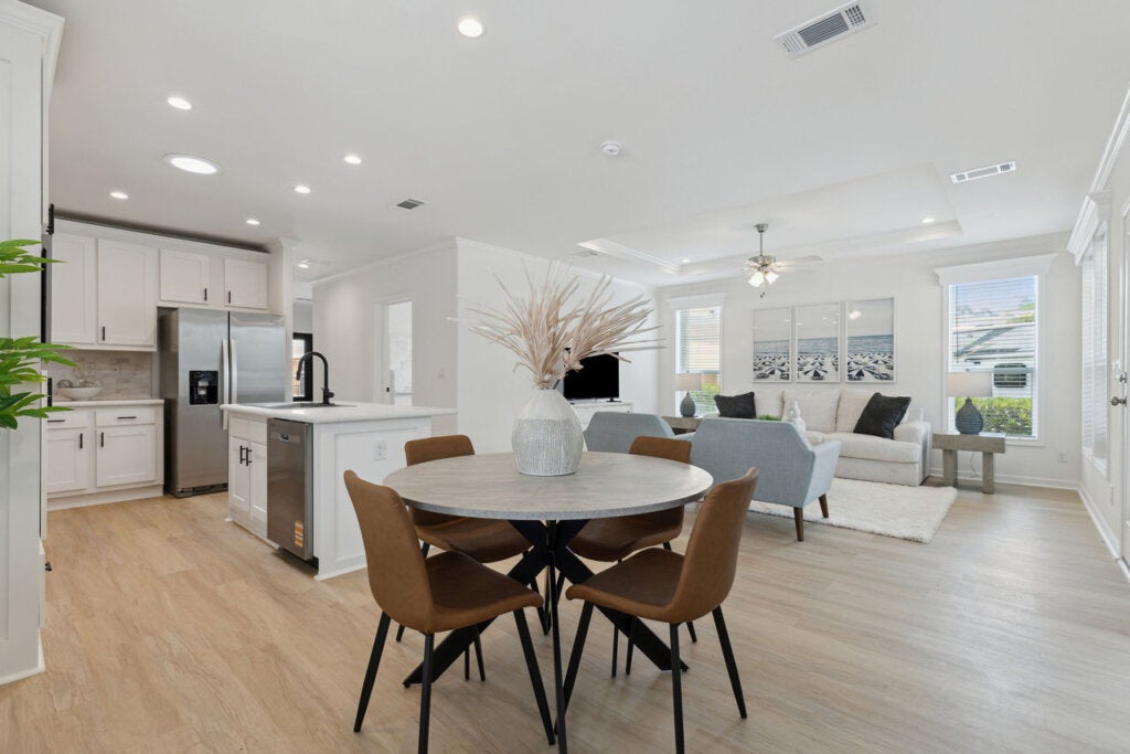 1205 D West Gleneagles Rd