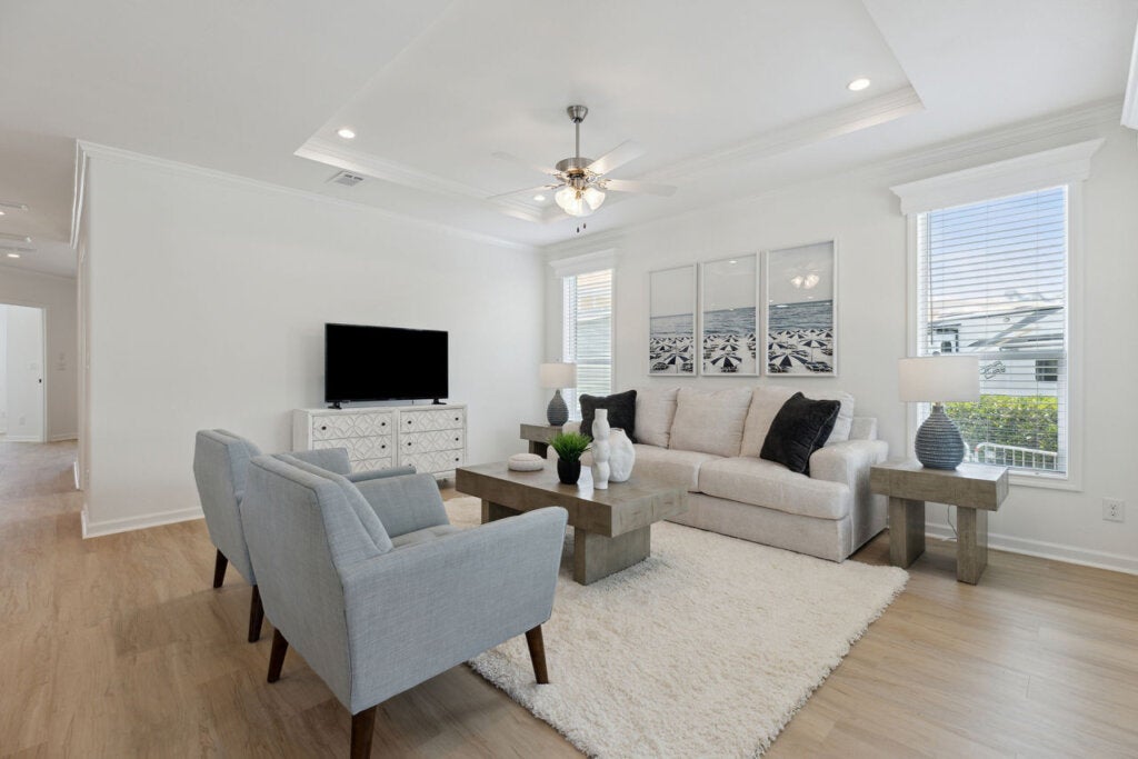 1205 D West Gleneagles Rd