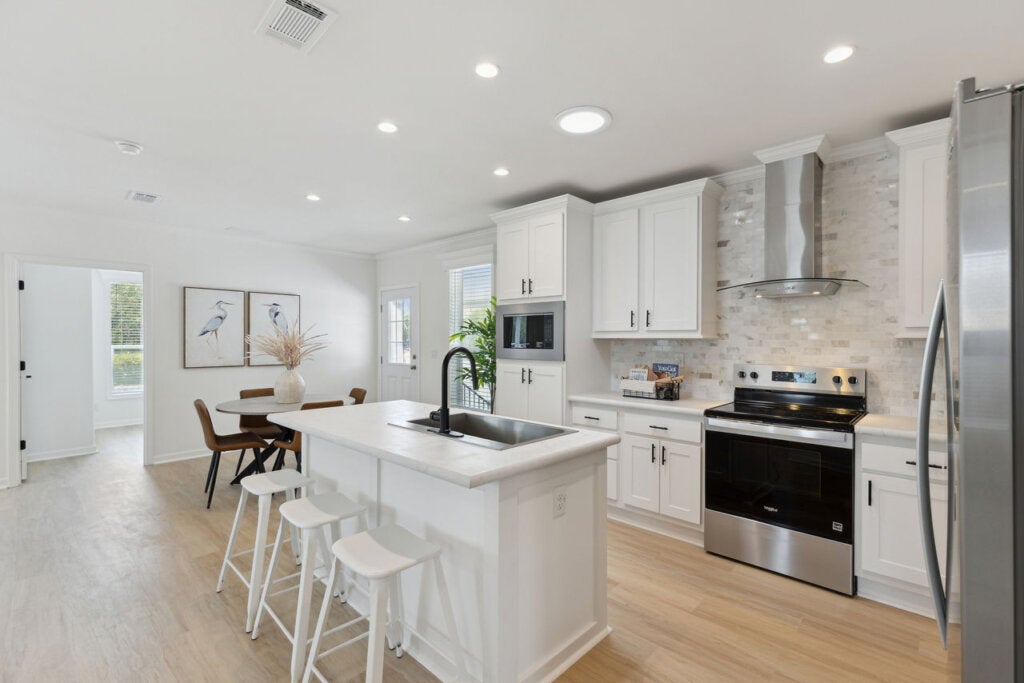 1205 D West Gleneagles Rd